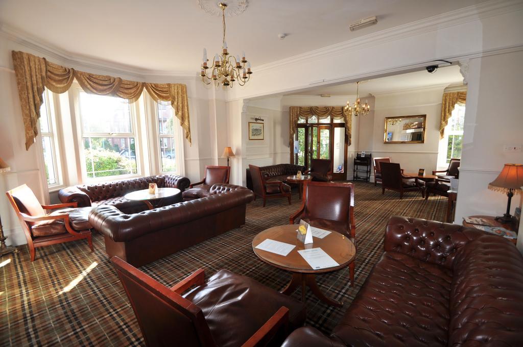 Montague Hotel Bournemouth Buitenkant foto